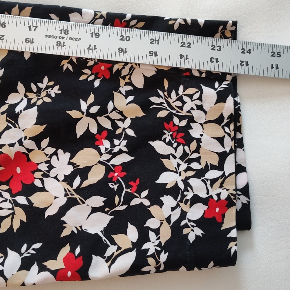 Requirements Capris 14 Spring Summer Bold Floral Pattern Cotton Blend Mid Rise - Picture 9 of 12